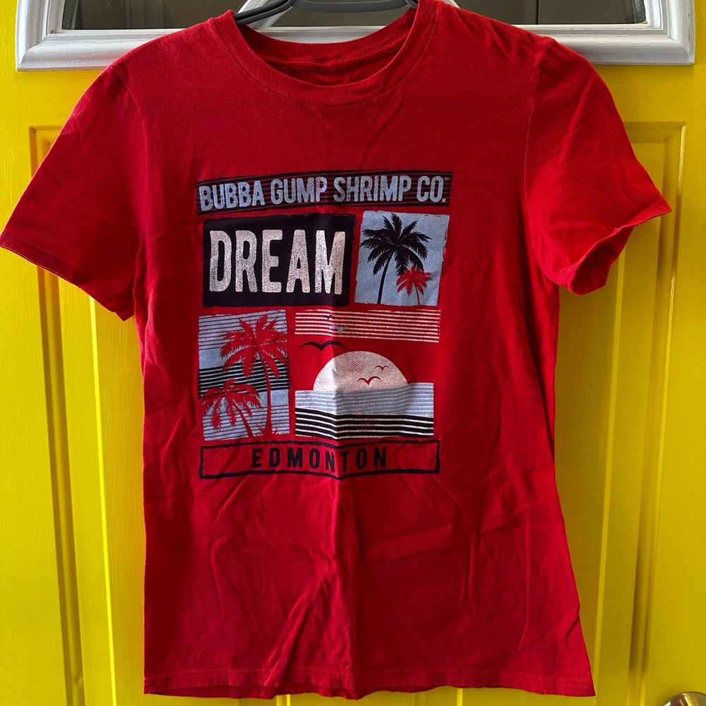 Bubba Gump Shrimp Co. Red Short Sleeve Tee